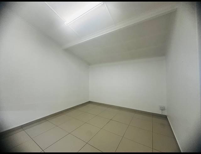 999M² OFFICE FOR SALE IN PARKDENE